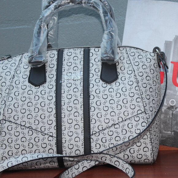 Guess women's Logo G purse bag - Picture 1 of 7